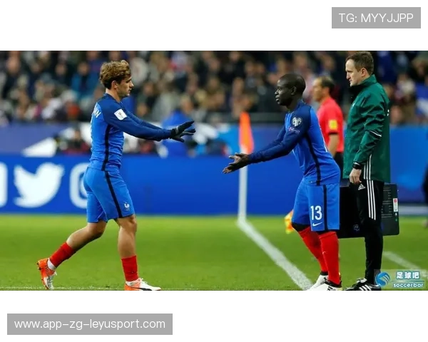 国家队是否重视对比赛录像的系统分析，国家队比赛足球